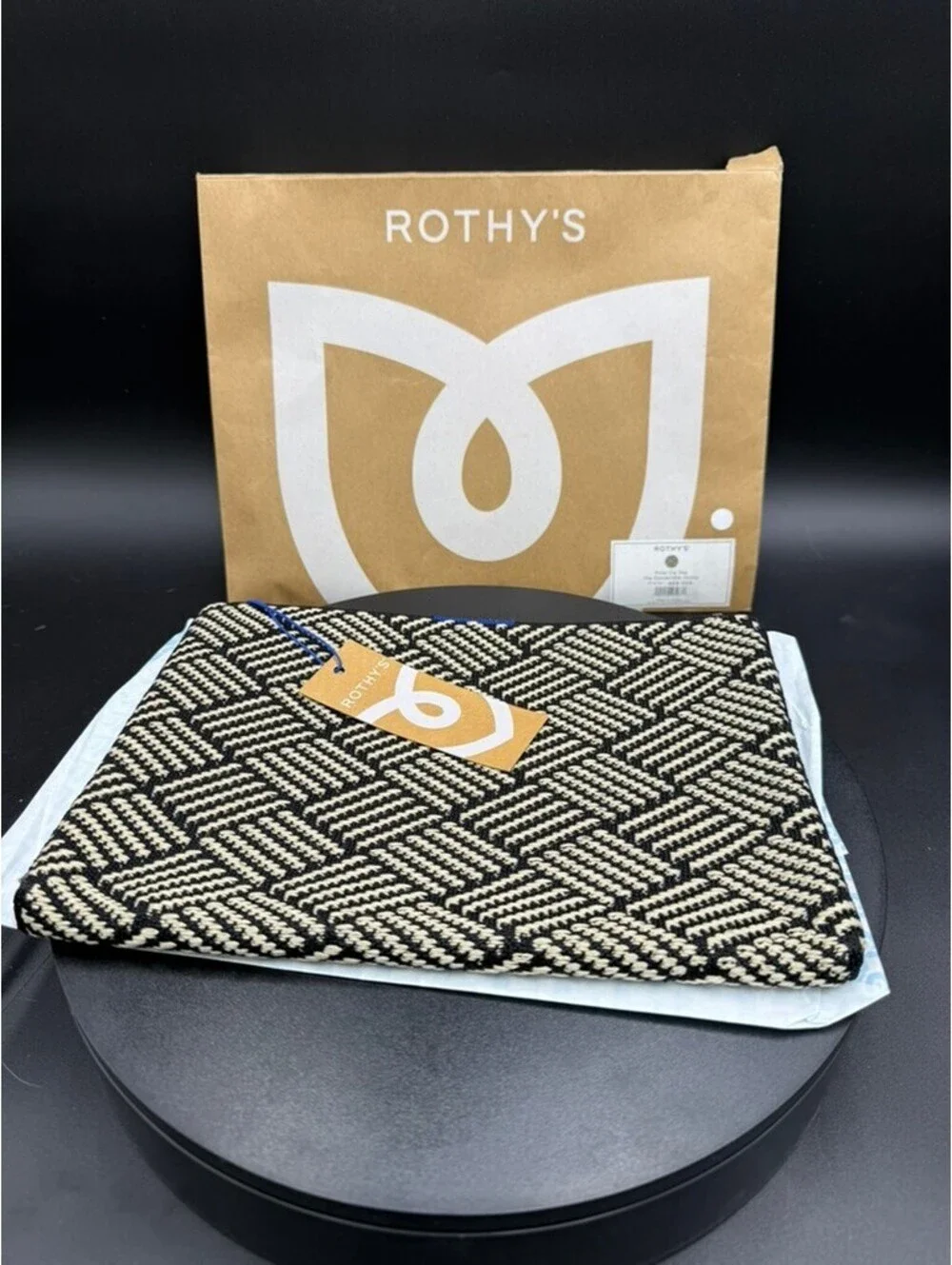 Rothy’s Convertible Clutch – Polar Zig Zag – Sustainable Bag